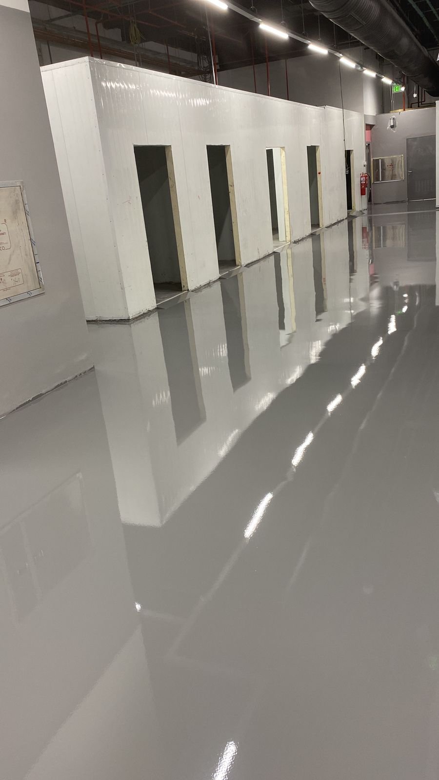 أرضيات الإيبوكسي للصالات الرياضية